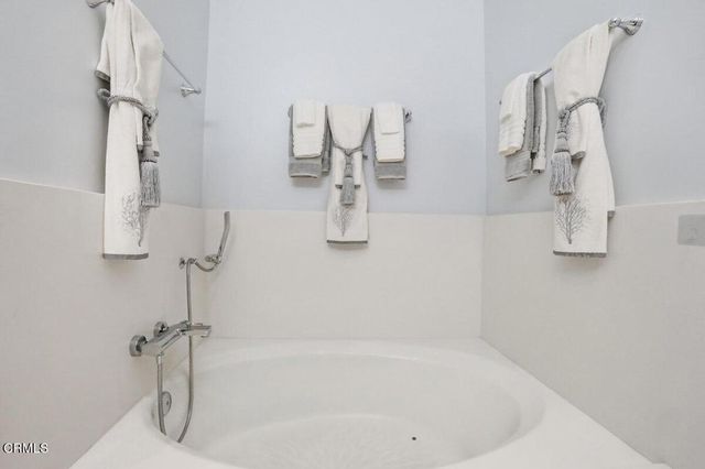 10327 Missouri Avenue 102, Los Angeles, CA 90025