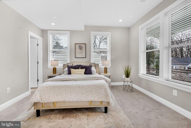 3925 DECATUR AVE, Kensington, MD 20895