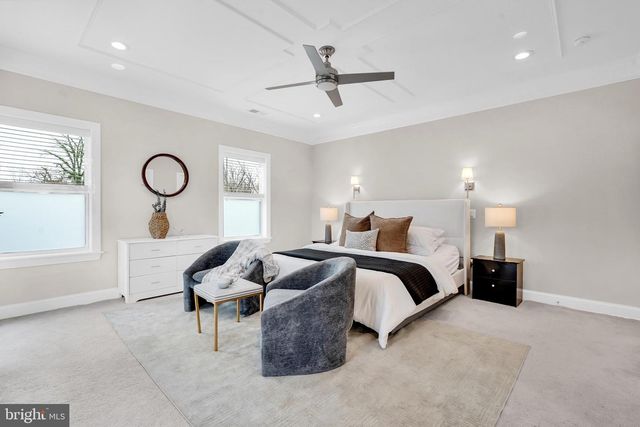 3925 DECATUR AVE, Kensington, MD 20895