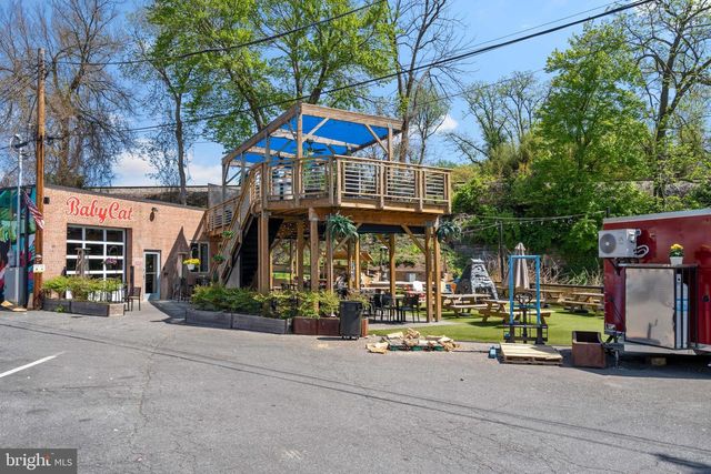 3925 DECATUR AVE, Kensington, MD 20895