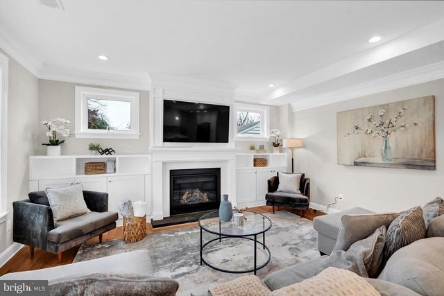 3925 DECATUR AVE, Kensington, MD 20895