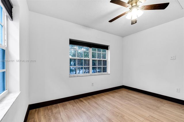 8335 E Crespi Blvd 4, Miami Beach, FL 33141