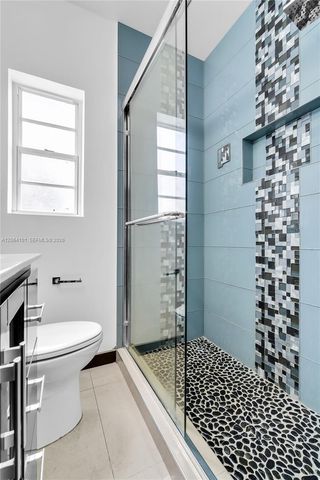 8335 E Crespi Blvd 4, Miami Beach, FL 33141