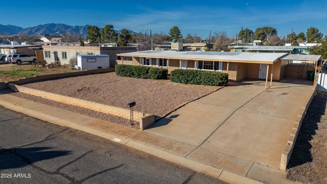 209 ELGIN Street, Huachuca City, AZ 85616