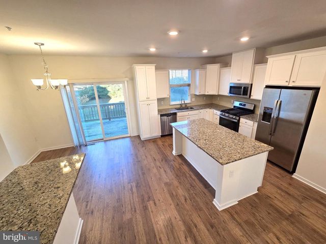 1808 BOULDER DR, Downingtown, PA 19335