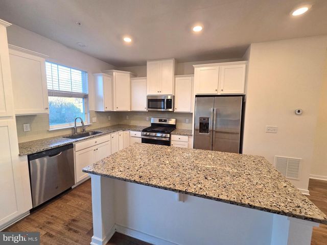 1808 BOULDER DR, Downingtown, PA 19335