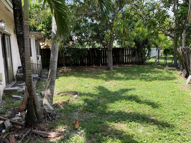 6099 Farmers Place, Lake Worth, FL 33463
