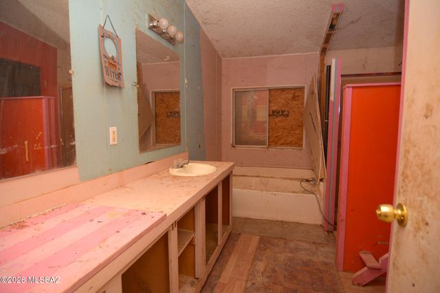 16741 W Whitewing Way, Marana, AZ 85653