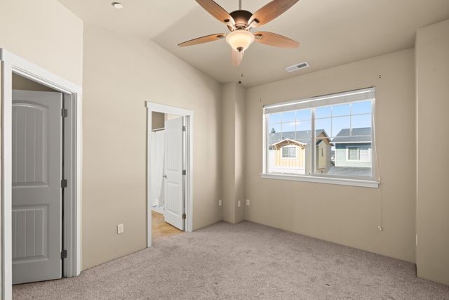 241 Cherry Bark Lane, Medford, OR 97501