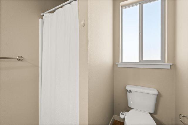 241 Cherry Bark Lane, Medford, OR 97501