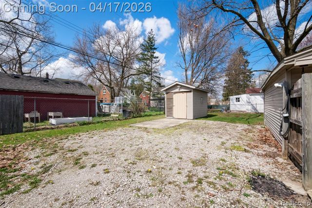 9913 Arcola Street, Livonia, MI 48150