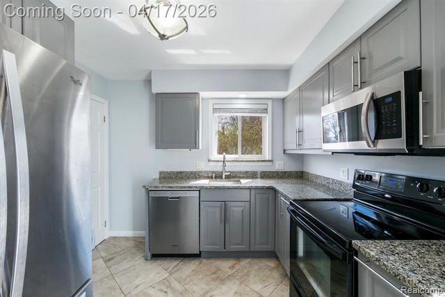 9913 Arcola Street, Livonia, MI 48150