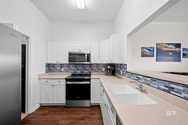 4 Yacht Club Drive 172U, Daphne, AL 36526