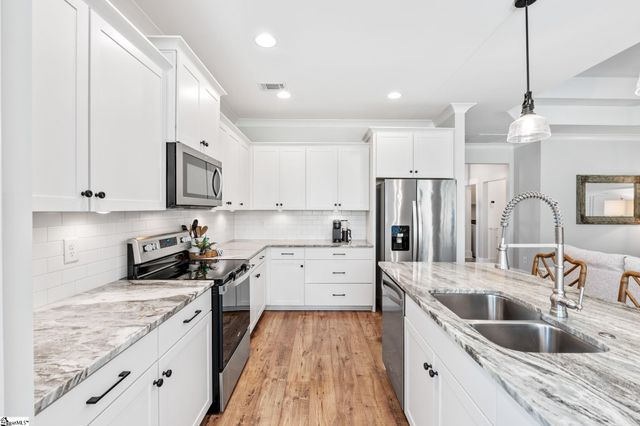 556 Backacre Court, Greer, SC 29651