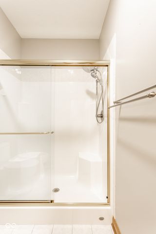 6562 English Oak Lane, Avon, IN 46123