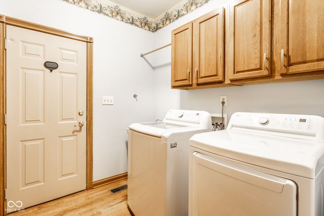 6562 English Oak Lane, Avon, IN 46123