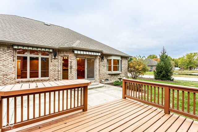 6562 English Oak Lane, Avon, IN 46123