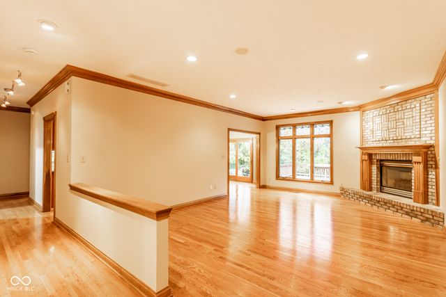 6562 English Oak Lane, Avon, IN 46123