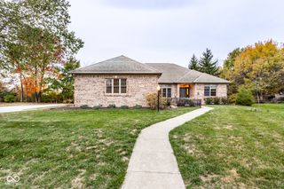 6562 English Oak Lane, Avon, IN 46123