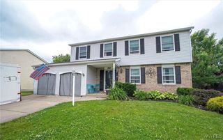 20 Sunrise Terrace, West Seneca, NY 14224