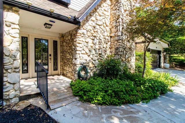 228 N Tunbridge Road, Oklahoma City, OK 73130