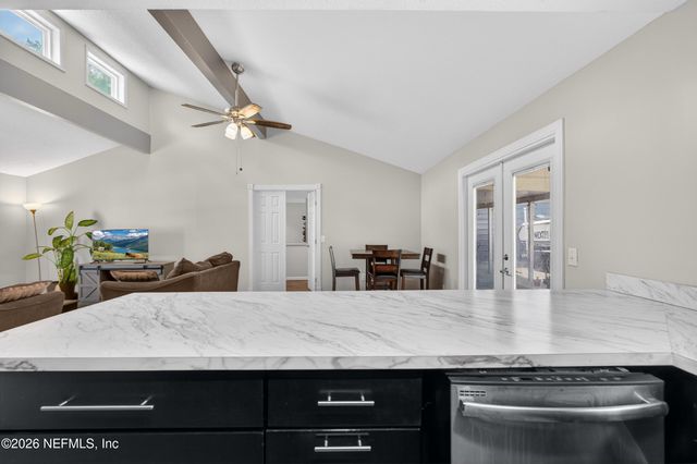 253 DEERWOOD Circle E, Middleburg, FL 32068