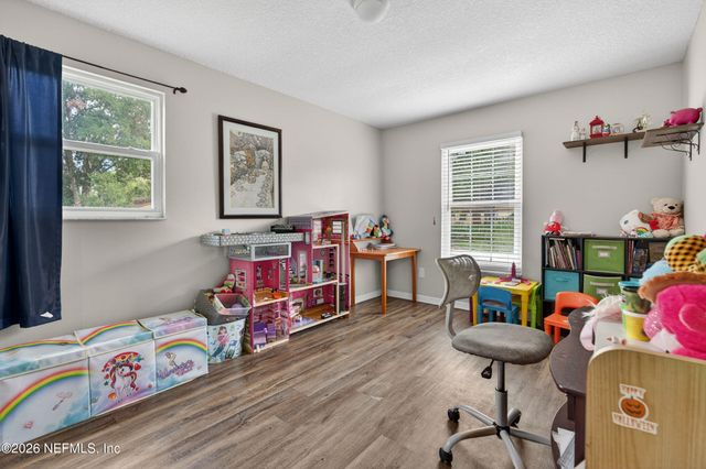 253 DEERWOOD Circle E, Middleburg, FL 32068