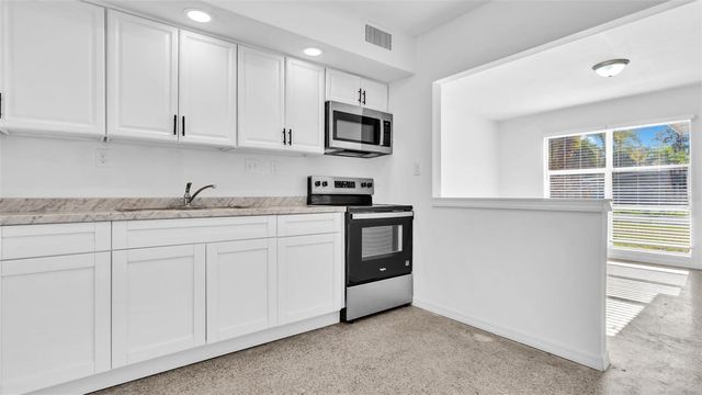 7308 ROYAL PALM DRIVE, New Port Richey, FL 34652