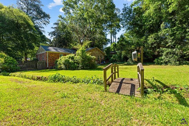 732 Valley Trail, Macon, GA 31204