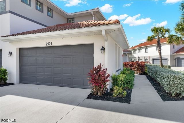 12061 Santaluz DR 201, Fort Myers, FL 33913