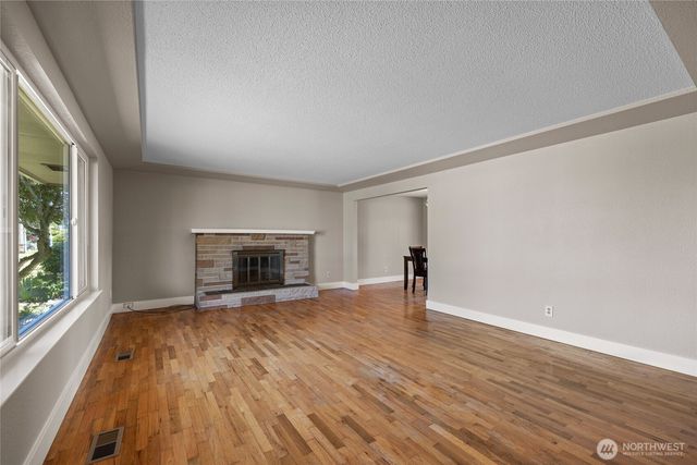7307 S Alaska Street, Tacoma, WA 98408
