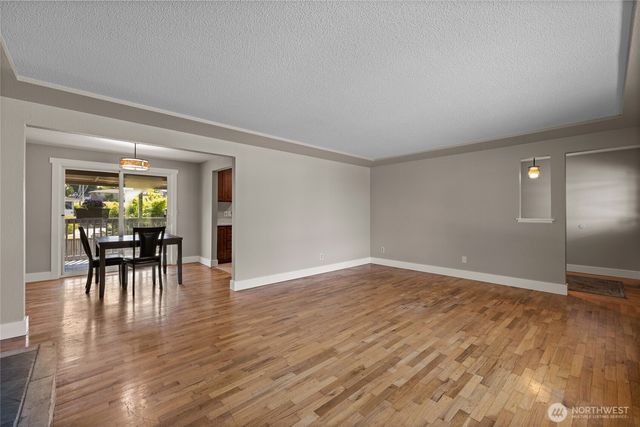 7307 S Alaska Street, Tacoma, WA 98408