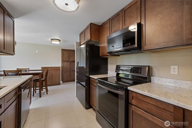 7307 S Alaska Street, Tacoma, WA 98408