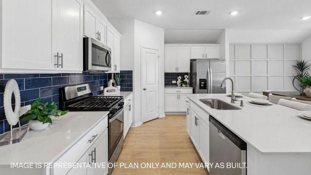 2504 Whittler RD, Leander, TX 78641