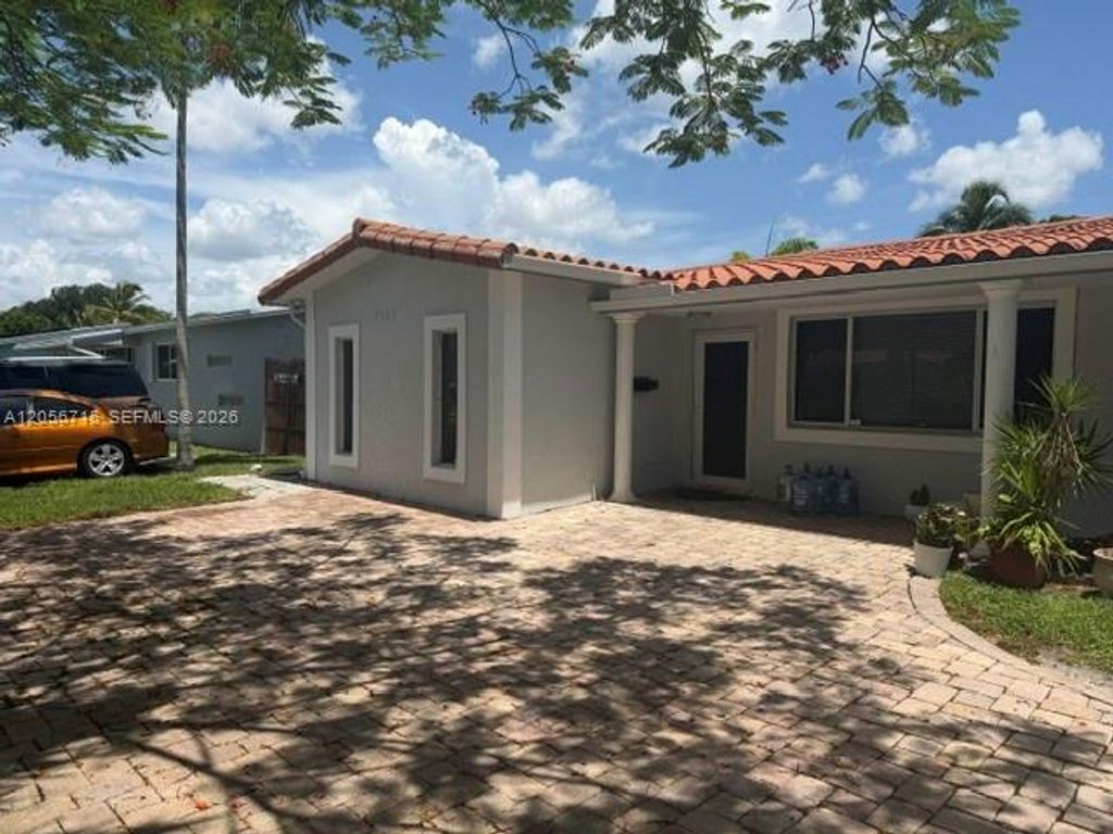 5317 Harrison Street 0, Hollywood, FL 33021