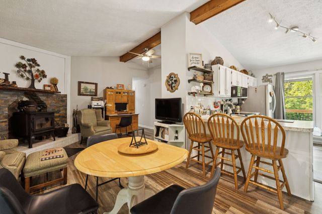 255 Saint Marys Rd, Buffalo Valley, TN 38548