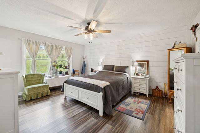 255 Saint Marys Rd, Buffalo Valley, TN 38548