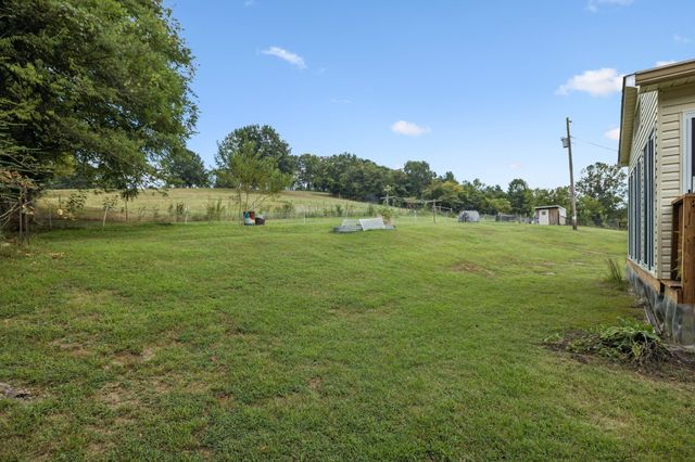 255 Saint Marys Rd, Buffalo Valley, TN 38548