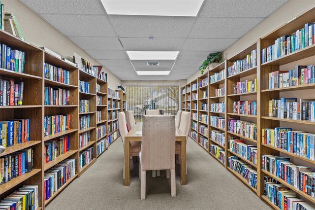 39650 US HIGHWAY 19 N 651, Tarpon Springs, FL 34689