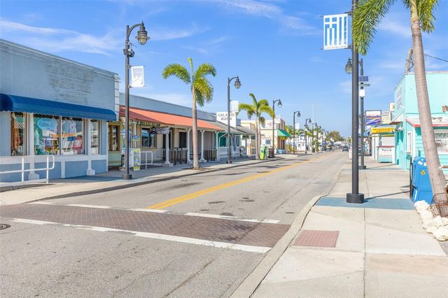 39650 US HIGHWAY 19 N 651, Tarpon Springs, FL 34689
