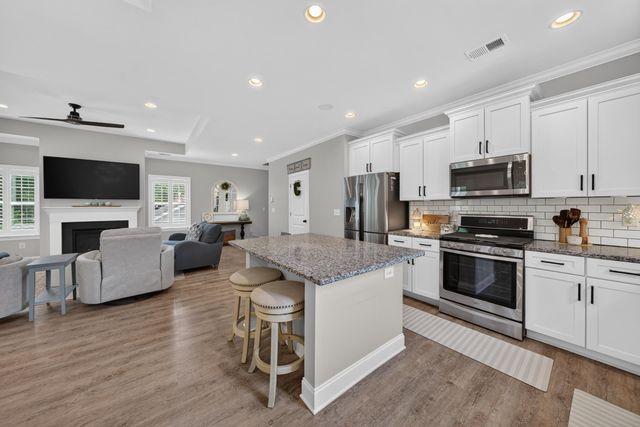 5 Turnbridge Ct., Murrells Inlet, SC 29576