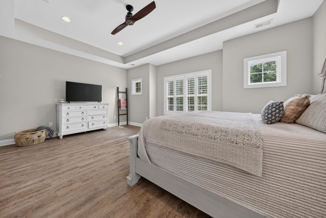 5 Turnbridge Ct., Murrells Inlet, SC 29576