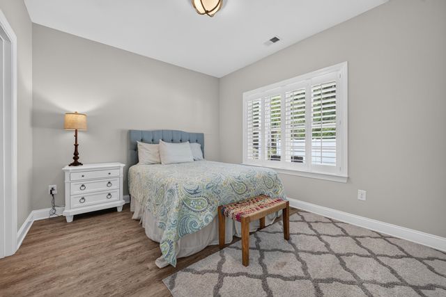 5 Turnbridge Ct., Murrells Inlet, SC 29576
