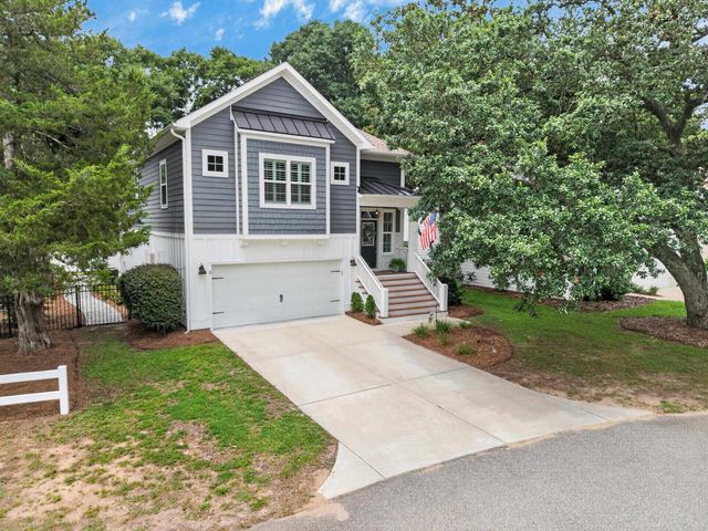 5 Turnbridge Ct., Murrells Inlet, SC 29576