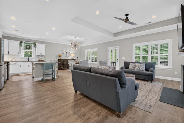 5 Turnbridge Ct., Murrells Inlet, SC 29576