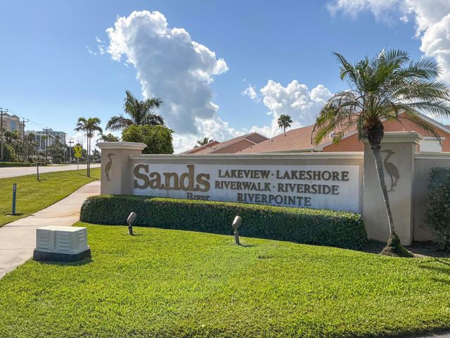 204 River Walk, Fort Pierce, FL 34949