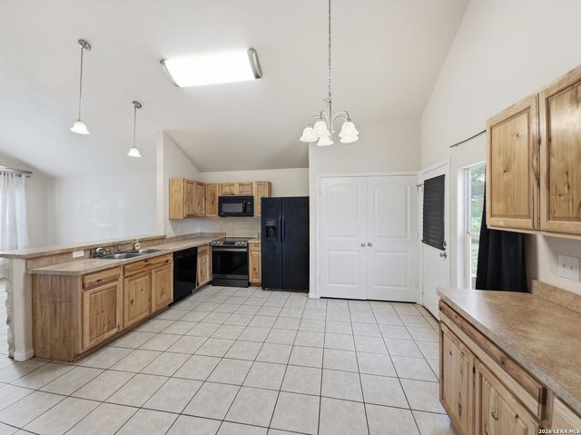 473 HIGH DR, Spring Branch, TX 78070