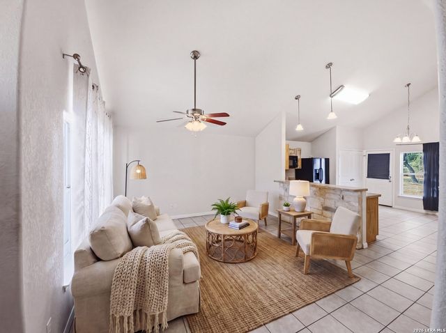 473 HIGH DR, Spring Branch, TX 78070