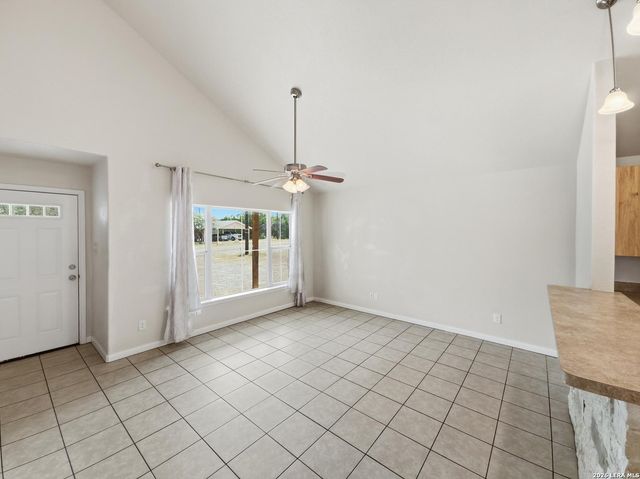 473 HIGH DR, Spring Branch, TX 78070
