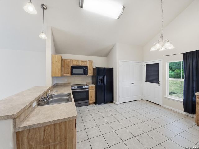 473 HIGH DR, Spring Branch, TX 78070